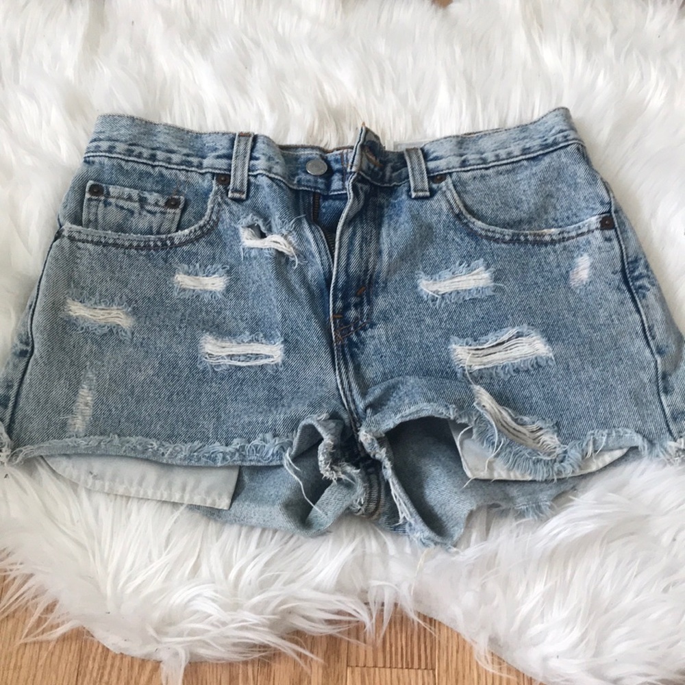 Distressed Levi shorts